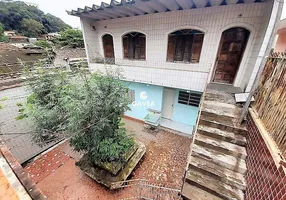 Foto 1 de Casa com 4 Quartos à venda, 170m² em Marapé, Santos