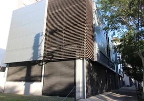 Foto 1 de Ponto Comercial para alugar, 200m² em Rio Branco, Porto Alegre