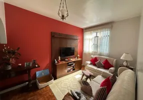 Foto 1 de Apartamento com 3 Quartos à venda, 70m² em Bingen, Petrópolis
