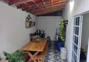 Foto 1 de Casa com 2 Quartos à venda, 131m² em Araçás, Vila Velha