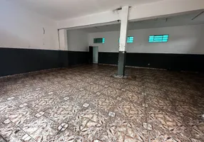 Foto 1 de Galpão/Depósito/Armazém para alugar, 90m² em Vila São José, Taubaté