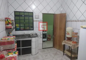 Foto 1 de Casa com 5 Quartos à venda, 200m² em Santa Laura, Montes Claros