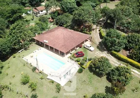 Foto 1 de Fazenda/Sítio com 5 Quartos à venda, 480m² em Jardim das Aves, Amparo