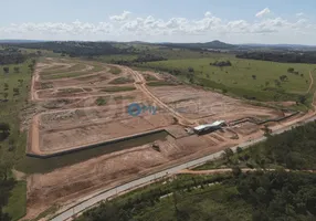 Foto 1 de Lote/Terreno à venda, 250m² em Das Industrias, Senador Canedo