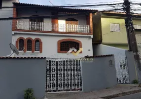 Foto 1 de Casa com 3 Quartos à venda, 217m² em Parque das Nações, Santo André