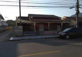 Foto 1 de Casa com 2 Quartos à venda, 250m² em Centro, Jaraguá do Sul