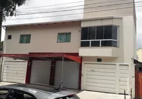 Foto 1 de Sobrado com 6 Quartos à venda, 410m² em Vila Americano do Brasil, Goiânia