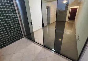 Foto 1 de Apartamento com 2 Quartos para alugar, 65m² em Riviera Fluminense, Macaé