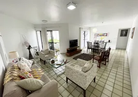 Foto 1 de Apartamento com 4 Quartos à venda, 147m² em Casa Forte, Recife