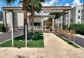 Foto 1 de Apartamento com 2 Quartos à venda, 42m² em Residencial Monsenhor Romeu Tortorelli, São Carlos