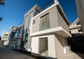 Foto 1 de Casa de Condomínio com 3 Quartos à venda, 109m² em Alto Boqueirão, Curitiba