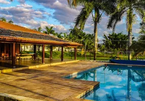 Foto 1 de Fazenda/Sítio com 4 Quartos à venda, 450m² em Parque São Jerônimo, Americana