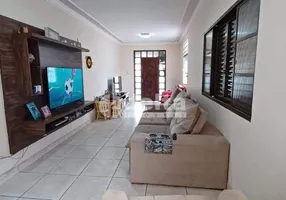 Foto 1 de Casa com 3 Quartos à venda, 165m² em Nossa Senhora Aparecida, Uberlândia