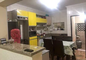 Foto 1 de Sobrado com 2 Quartos à venda, 165m² em Parque Novo Oratorio, Santo André