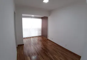 Foto 1 de Apartamento com 1 Quarto para alugar, 37m² em Campo Belo, São Paulo