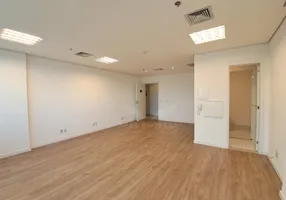 Foto 1 de Sala Comercial para alugar, 42m² em Alphaville, Barueri