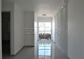 Foto 1 de Apartamento com 2 Quartos para alugar, 60m² em Vila Assuncao, Santo André