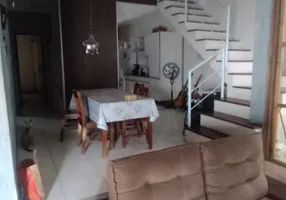 Foto 1 de Casa com 6 Quartos à venda, 230m² em Cidade dos Funcionários, Fortaleza