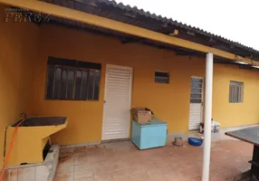 Foto 1 de Casa com 1 Quarto para alugar, 85m² em Ouro Branco, Londrina