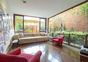 Foto 1 de Casa com 2 Quartos para venda ou aluguel, 220m² em Jardim Paulistano, São Paulo