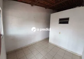 Foto 1 de Casa com 2 Quartos para alugar, 54m² em Dendê, Fortaleza