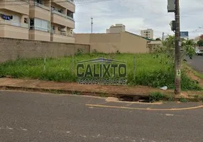 Foto 1 de Lote/Terreno à venda, 360m² em Santa Mônica, Uberlândia