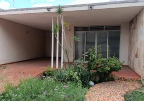 Foto 1 de Imóvel Comercial com 3 Quartos à venda, 150m² em Setor Aeroporto, Goiânia