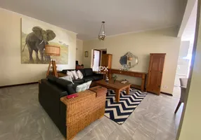 Foto 1 de Casa com 3 Quartos à venda, 275m² em CENTRO, Águas de São Pedro