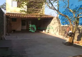 Foto 1 de Sobrado com 2 Quartos à venda, 80m² em Centro, Mongaguá