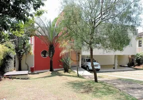 Foto 1 de Casa de Condomínio com 4 Quartos à venda, 400m² em Granja Viana, Carapicuíba