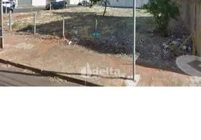 Foto 1 de Lote/Terreno à venda, 600m² em Jardim Finotti, Uberlândia