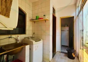 Foto 1 de Casa com 4 Quartos à venda, 275m² em Setor Jaó, Goiânia