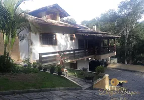 Foto 1 de Casa com 3 Quartos à venda, 2240m² em Parque do Imbuí, Teresópolis