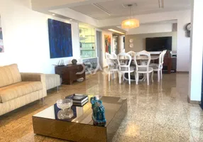 Foto 1 de Apartamento com 3 Quartos à venda, 187m² em Boa Viagem, Recife