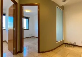 Foto 1 de Sala Comercial à venda, 34m² em Praia de Belas, Porto Alegre