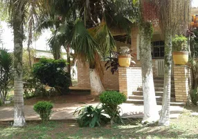 Foto 1 de Fazenda/Sítio com 3 Quartos à venda, 285m² em Jardim Chácara Mea, Suzano