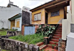 Foto 1 de Lote/Terreno à venda, 211m² em Petrópolis, Porto Alegre