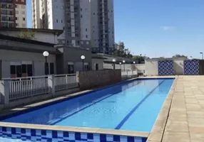 Foto 1 de Apartamento com 2 Quartos à venda, 58m² em Vila Santa Terezinha, Carapicuíba