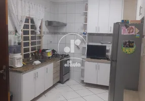 Foto 1 de Casa com 2 Quartos à venda, 184m² em Dos Casa, São Bernardo do Campo