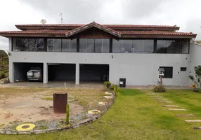 Foto 1 de Fazenda/Sítio com 3 Quartos à venda, 341m² em Centro, Aracoiaba da Serra
