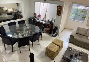 Foto 1 de Casa com 3 Quartos à venda, 152m² em Olímpico, São Caetano do Sul