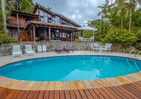 Foto 1 de Casa de Condomínio com 5 Quartos para venda ou aluguel, 400m² em Tijucopava, Guarujá