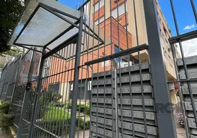 Foto 1 de Cobertura com 2 Quartos à venda, 149m² em Santa Cecília, Porto Alegre