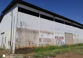 Foto 1 de Galpão/Depósito/Armazém à venda, 1740m² em Centro, Luziânia