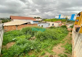 Foto 1 de Lote/Terreno à venda, 360m² em Canadá, Contagem