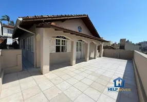 Foto 1 de Casa com 3 Quartos para alugar, 186m² em Coqueiros, Florianópolis