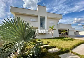 Foto 1 de Casa de Condomínio com 4 Quartos à venda, 223m² em Centro, Aragoiânia