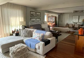 Foto 1 de Apartamento com 3 Quartos à venda, 160m² em Jardim Sul, São Paulo