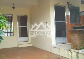 Foto 1 de Sobrado com 3 Quartos à venda, 98m² em Martim de Sa, Caraguatatuba