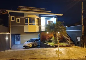 Foto 1 de Casa de Condomínio com 3 Quartos à venda, 286m² em Parque Nova Jandira, Jandira